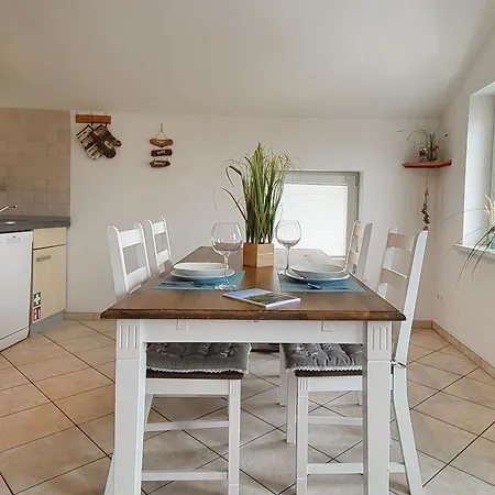 Ostseeperle Usedom App Leuchtturm * Gothen